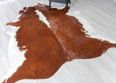Hereford Brown And White Cowhide Rug (Size: 230 x 210 CM)