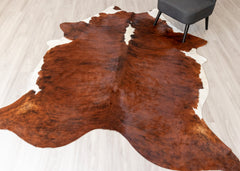 Medium White Spine Belly Brindle Cowhide Rug (Size: 240 x 200 CM)