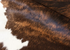 Dark White Spine Belly Brindle Cowhide Rug (Size: 230 x 200 CM)