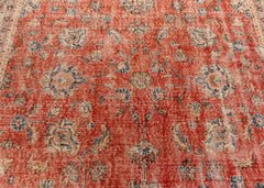 Vintage Hand-Knotted Turkish Rug