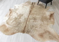 (Rare) Champagne Cowhide Rug (Size: 250 X 210 CM) CHR2396