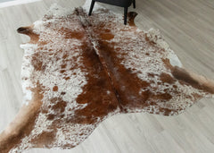 (Rare) Salt Pepper Tri-Color Cowhide Rug (Size: 220 X 200 CM) CHR2411