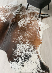 (Rare) Salt Pepper Tri-Color Cowhide Rug (Size: 250 X 200 CM) CHR2418