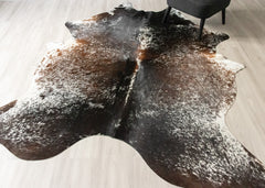 (Rare) Salt Pepper Tri-Color Cowhide Rug (Size: 260 X 210 CM) CHR2425