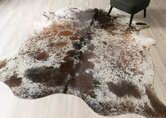 (Rare) Salt Pepper Tri-Color Cowhide Rug (Size: 260 X 240 CM) CHR2433