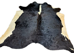 Hereford Black And White Cowhide Rug (Size: 250 x 220 CM) CHR1922