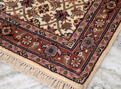 Oriental Agra Hand-Knotted Wool Small Hallway Runner Rug