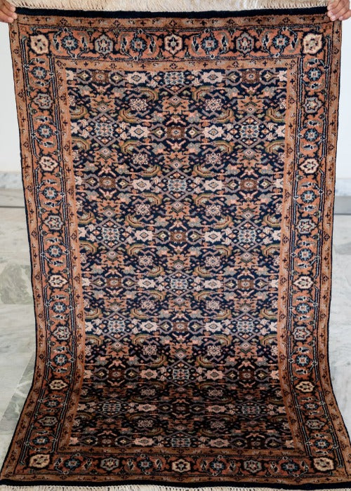 Oriental Agra Hand-Knotted Wool Small Hallway Runner Rug