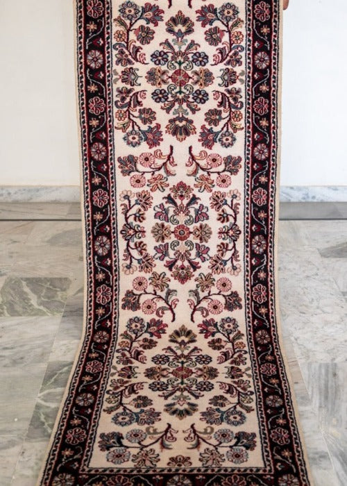 Oriental Agra Hand-Knotted Wool Hallway Runner Rug