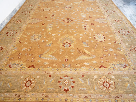 Oriental Heritage Sumac Agra Hand-Knotted Wool Rug