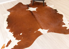 Brown And White Cowhide Rug (Size: 240 X 230 CM) CHR2215