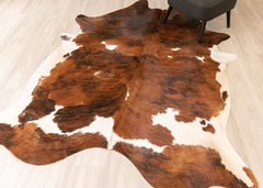Exotic Tricolor Cowhide Rug (Size: 240 X 200 CM) CHR2232