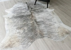 (Rare) Grey Brindle Cowhide Rug (Size: 220 X 200 CM) CHR2545
