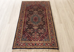 Oriental Agra Hand-Knotted Wool Floral Hallway Runner Rug – 94 x 160 CM