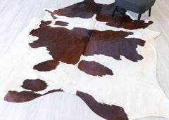 Brown And White Cowhide Rug (Size: 270 X 220 CM) CHR2166