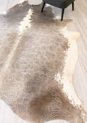 (Rare) Metallic/Rustic Cowhide Rug (Size: 270 X 210 CM) CHR2174