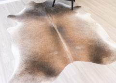 (Rare) Metallic/Rustic Cowhide Rug (Size: 230 X 200 CM) CHR2179