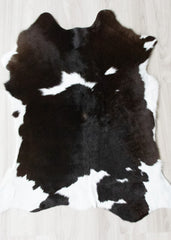 Calfskin - Black/White (Size: 110 X 95 CM) CS613