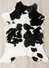 Calfskin - Black/White (Size: 110 X 90 CM) CS645