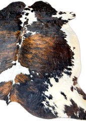 Exotic Tricolor Cowhide Rug (Size: 250 X 210 CM) CHR1942