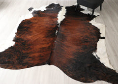 (Rare) Dark White Spine Belly Brindle Cowhide Rug (Size: 250 X 220 CM) CHR2704