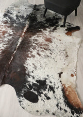 (Rare) Salt Pepper Tri-Color Cowhide Rug (Size: 250 X 210 CM) CHR2717