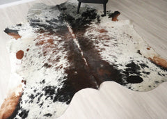 (Rare) Salt Pepper Tri-Color Cowhide Rug (Size: 250 X 210 CM) CHR2717