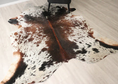 (Rare) Salt Pepper Tri-Color Cowhide Rug (Size: 230 X 200 CM) CHR2722
