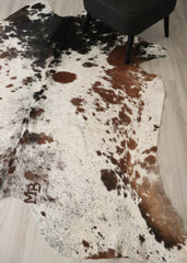 (Rare) Salt Pepper Tri-Color Cowhide Rug (Size: 220 X 200 CM) CHR2723