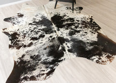 Salt Pepper Tri-Color Cowhide Rug (Size: 260 X 200 CM) CHR2443