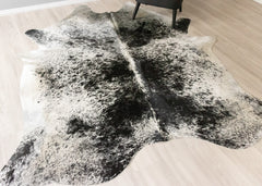 Salt Pepper Black & White Cowhide Rug (Size: 250 X 220 CM) CHR2445