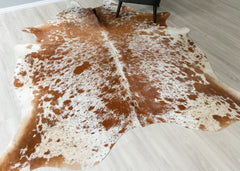 (Rare) Salt Pepper Brown & White Cowhide Rug (Size: 260 X 220 CM) CHR2448