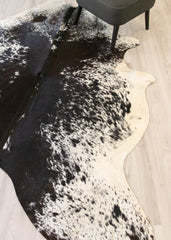 Salt Pepper Black & White Cowhide Rug (Size: 230 X 200 CM) CHR2147