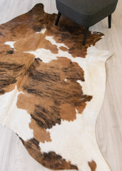 (Rare) Exotic Tricolor Cowhide Rug (Size: 220 X 180 CM) CHR2108