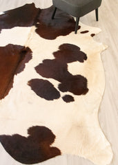 Brown And White Cowhide Rug (Size: 260 X 210 CM) CHR2160