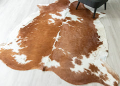 Brown And White Cowhide Rug (Size: 240 X 210 CM) CHR2647