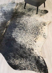 Salt Pepper Black & White Cowhide Rug (Size: 240 X 210 CM) CHR2135