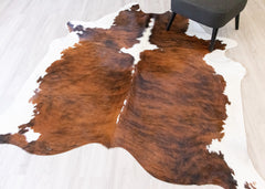 Medium White Spine Belly Brindle Cowhide Rug (Size: 220 X 210 CM) CHR2087
