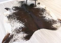 Salt Pepper Tri-Color Cowhide Rug (Size: 260 X 220 CM) CHR2136