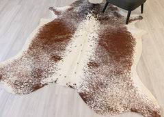 (Rare) Salt Pepper Tri-Color Cowhide Rug (Size: 250 X 200 CM) CHR2140