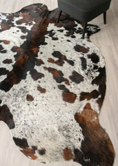 Exotic Tricolor Cowhide Rug (Size: 240 X 220 CM) CHR2607