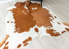 Brown And White Cowhide Rug (Size: 220 X 210 CM) CHR2615