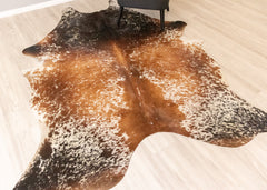 Salt Pepper Tri-Color Cowhide Rug (Size: 250 X 180 CM) CHR2236