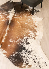 (Rare) Salt Pepper Tri-Color Cowhide Rug (Size: 230 X 210 CM) CHR2242