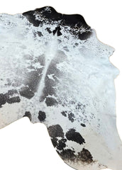 (Rare) Metallic/Rustic Cowhide Rug (Size: 250 X 220 CM) CHR2306