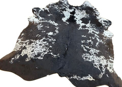 Black And White Cowhide Rug (Size: 240 X 210 CM) CHR2308