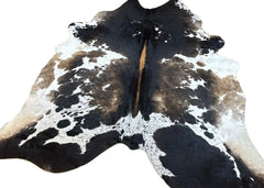 (Rare) Metallic/Rustic Cowhide Rug (Size: 250 X 210 CM) CHR2305