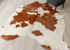 Brown And White Cowhide Rug (Size: 230 X 200 CM) CHR1854