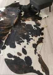 extra large cowhide rug
