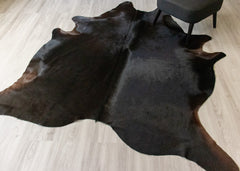 Natural Black Cowhide Rug (Size: 210 X 200 CM) CHR1863